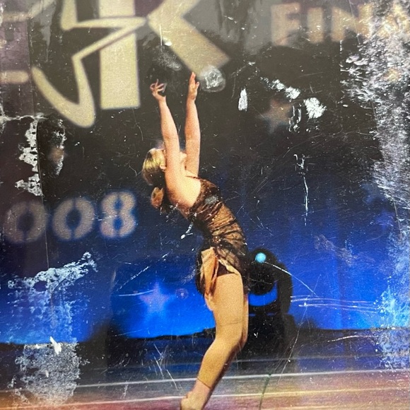 Meet your Posher, Xia Lee - Picture 12 of 15